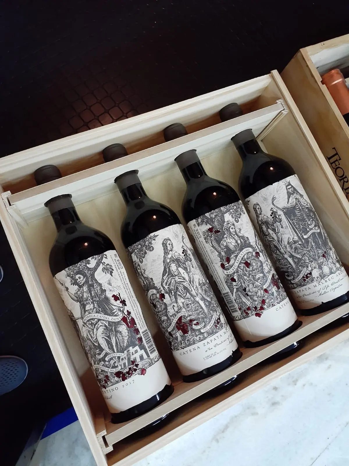 Aurea Wines